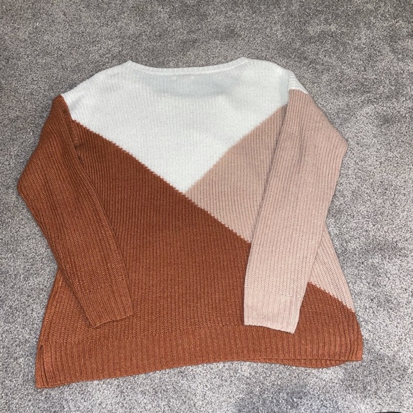 Maurices sweater size L - Picture 3 of 5